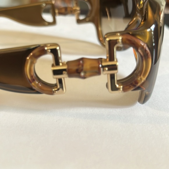 Gucci - Sunglasses - Picture 4 of 6